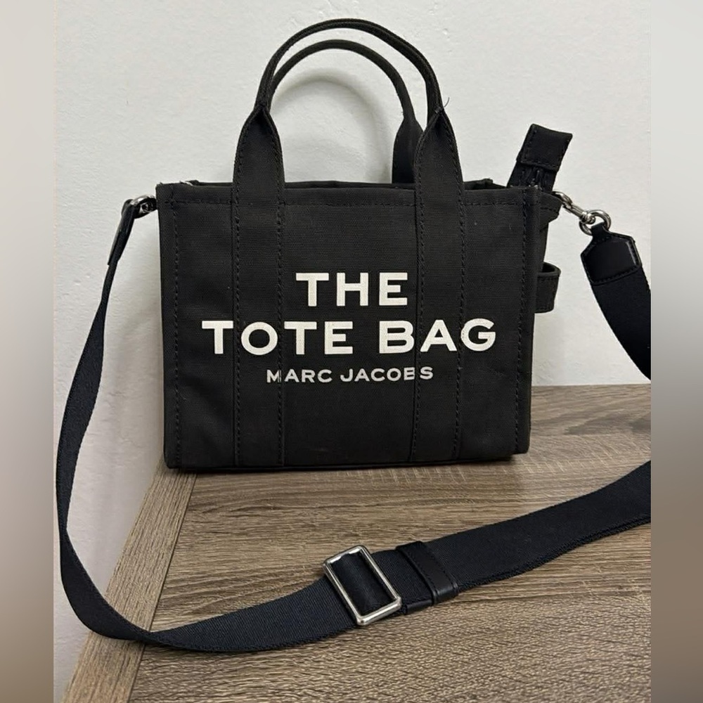 Marc Jacobs Black Canvas Tote Bag - Picture 2 of 3